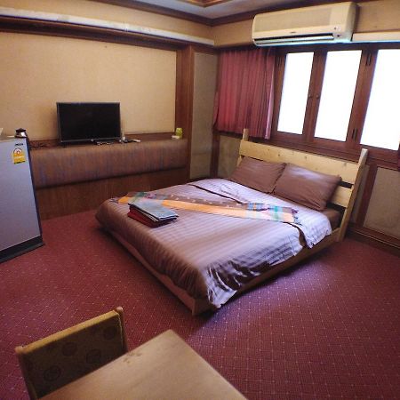 B&B 22 House بانكوك المظهر الخارجي الصورة